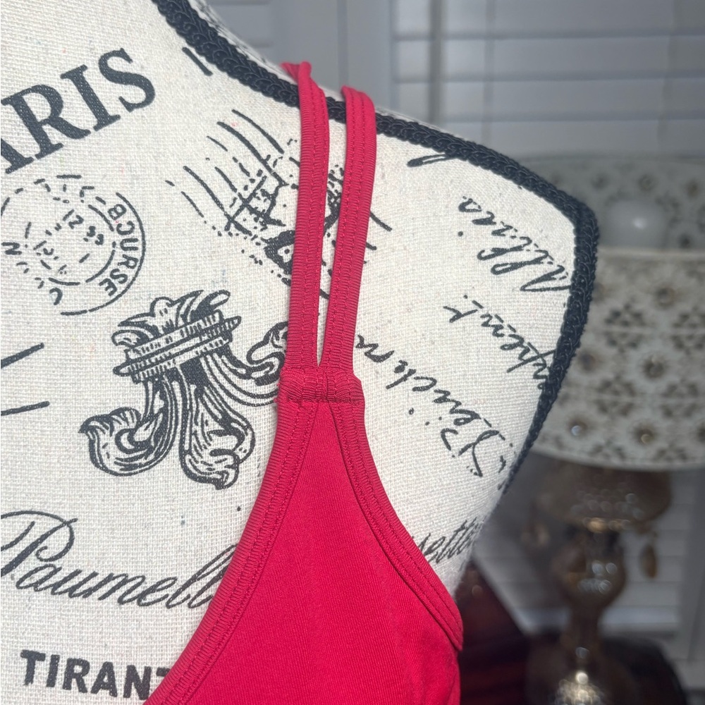 Halara Red Ruched Sports Bra - Picture 2 of 5